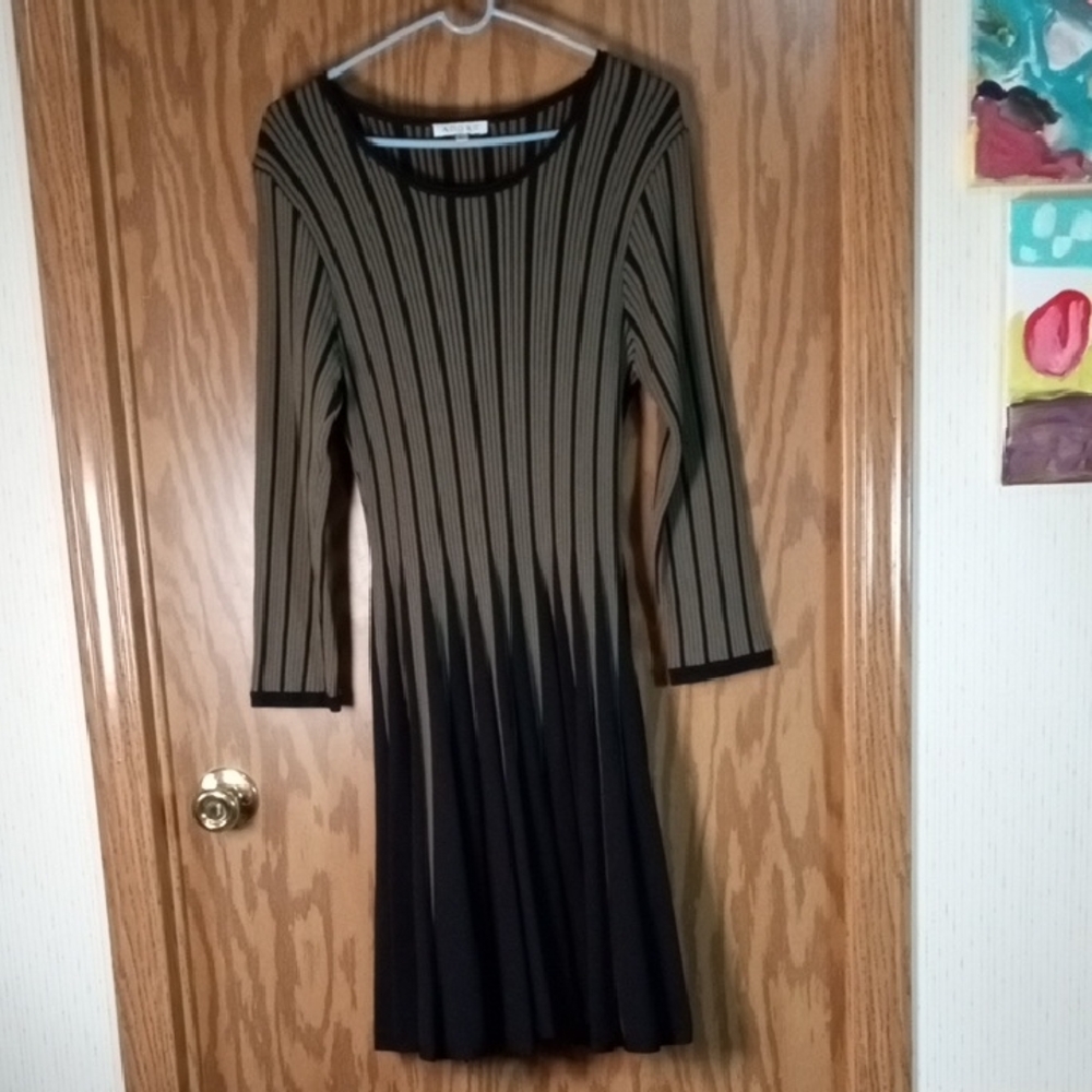 Adore Black and Green Ribbed Long Sleeve Sheath Dress, Cruise, Office, Church, S